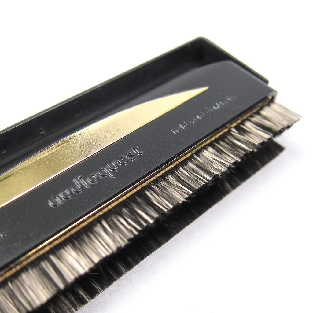 Audioquest: Anti-Static Record Brush - Gold