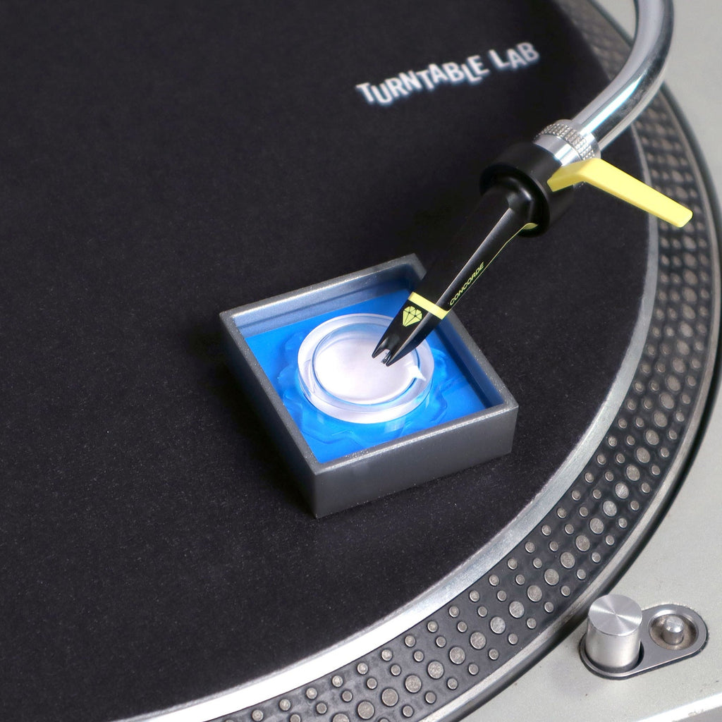 Onzow: Zerodust Stylus Cleaner